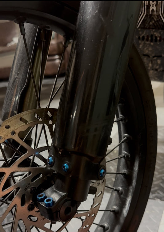 fork guard plastic titanium bolts (set of 6)